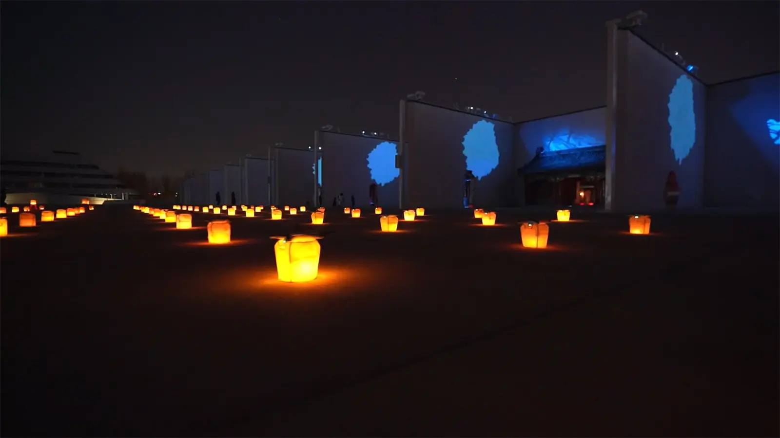 Drones Light Up the Night-time Great Wall An Innovative “Visual” Realm of the World Cultural Heritage