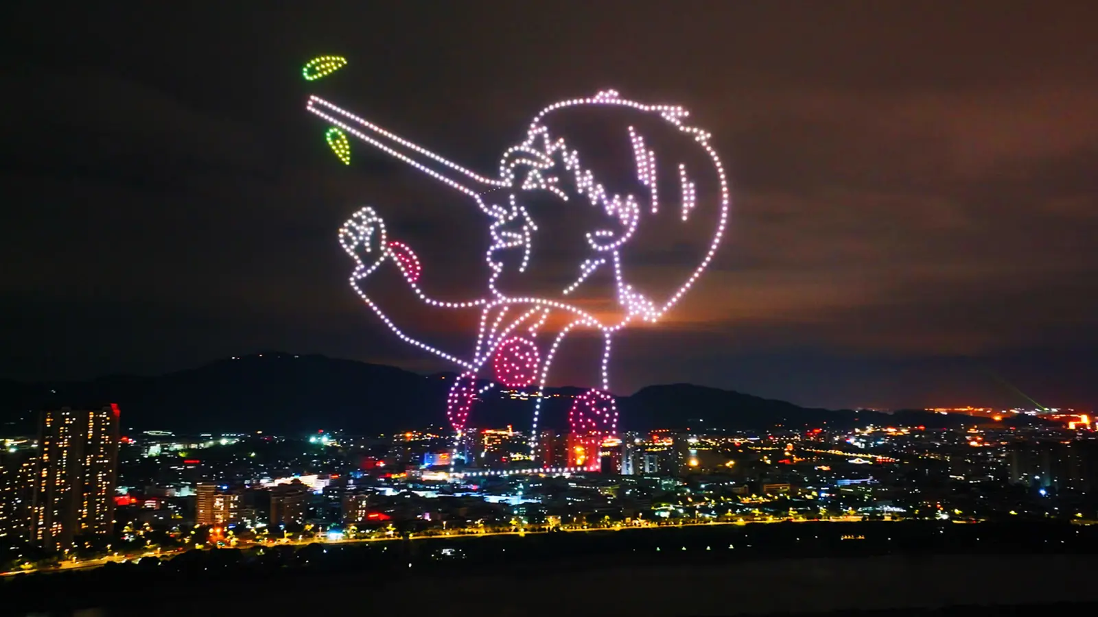 Drone Formation Performance Shows Support for the Singer Eason, Lighting up the Starry Sky with Exclusive Romance